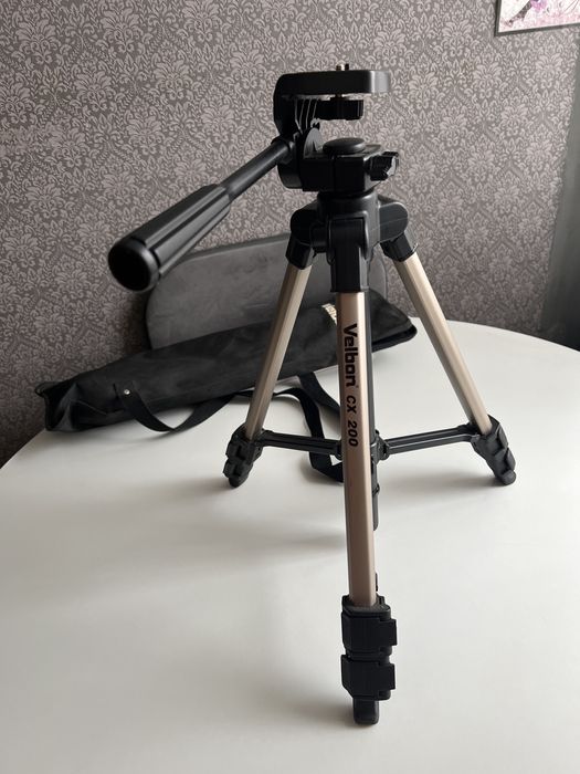 Штатив для фотоаппарата