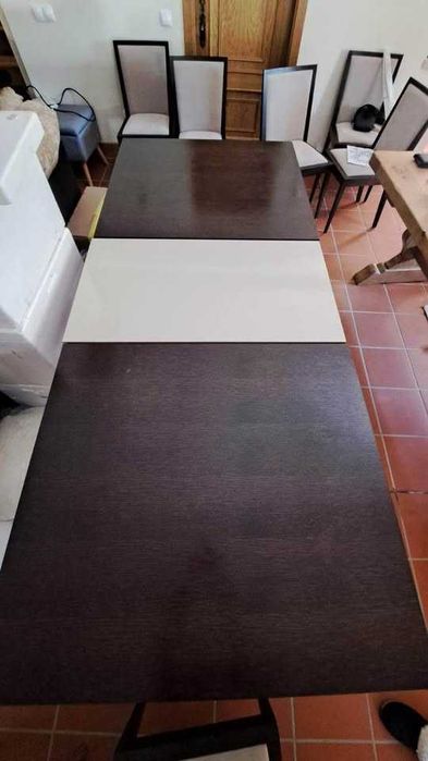 Mesas, cadeiras,armarios