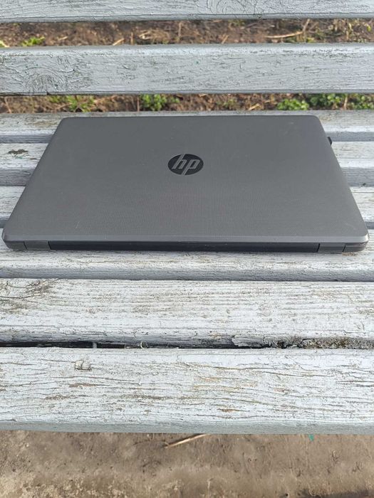 Ноутбук HP 250 G6 (4QW21ES) — для роботи, навчання та дому