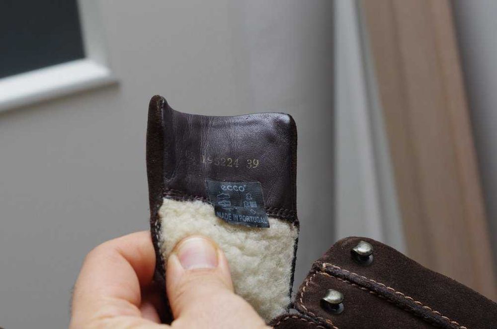 Zimowe damskie buty 39 Ecco ocieplane skóra