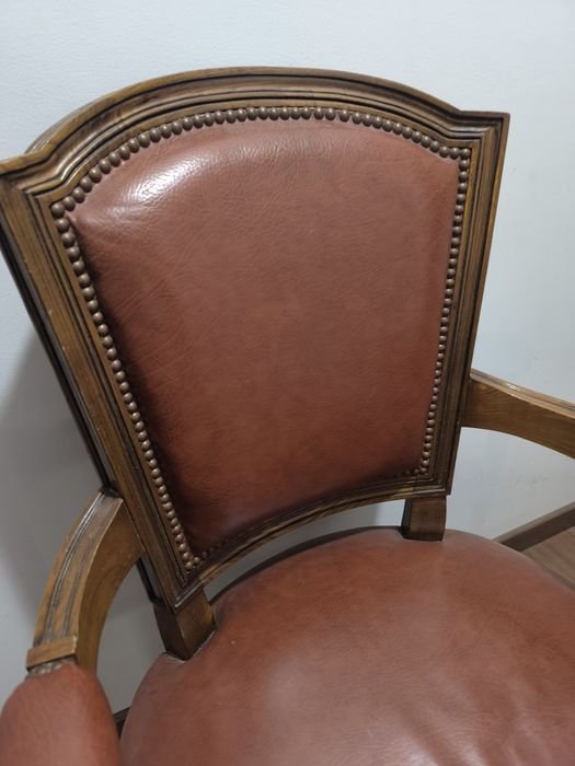 Cadeirão antigo para venda