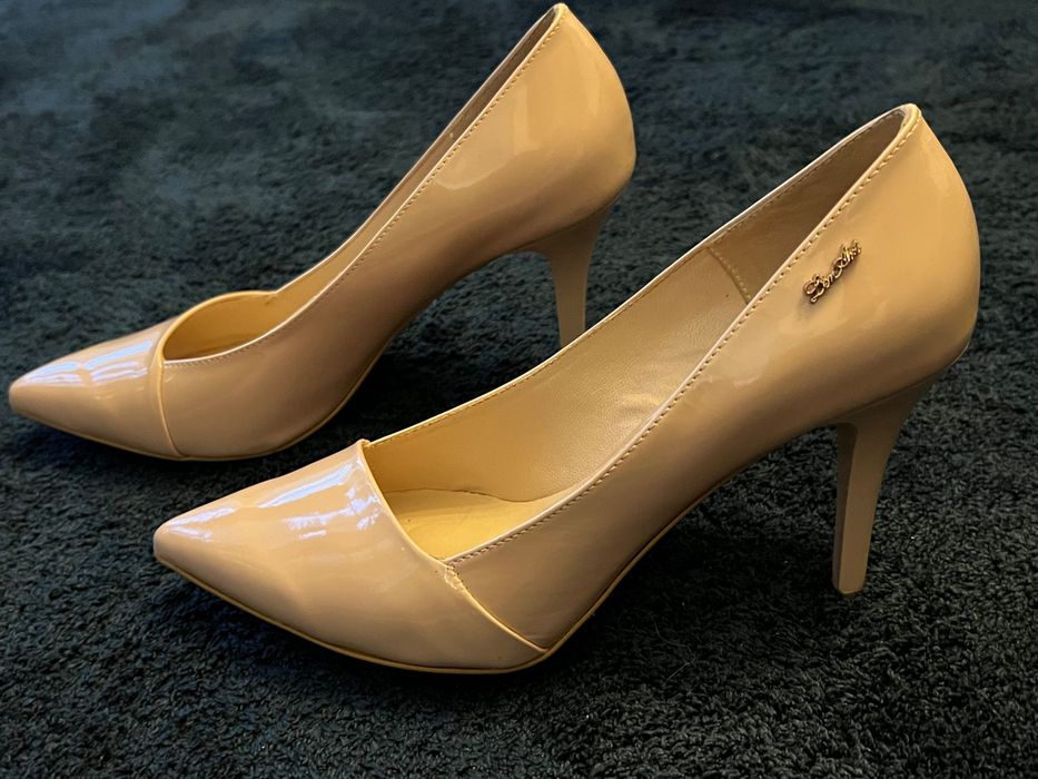 eleganckie damskie buty / NOWE / róż pudrowy roz.39