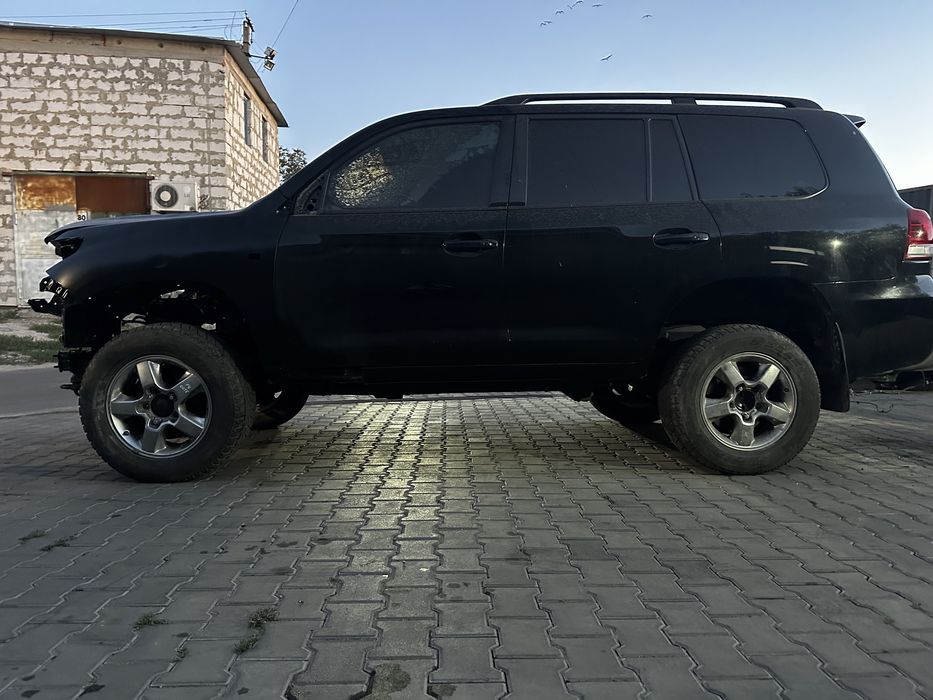 land cruiser 200 ДТП рама