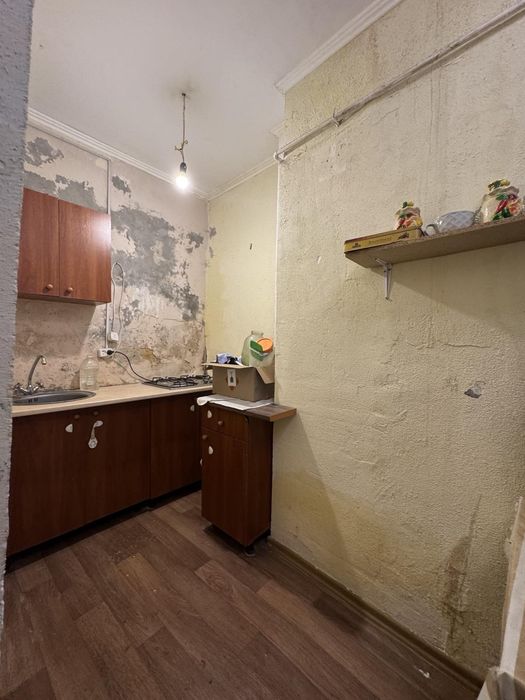 Продам 4 к. квартиру в центре Одессы, возле Соборной площади и Дерибасовской.