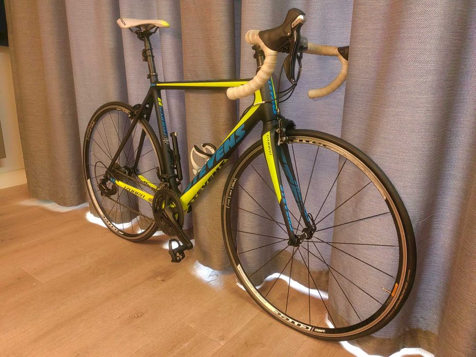 Rower szosowy carbon Stevens Izoard Shimano 105