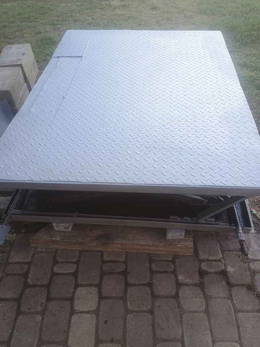 Podnośnik płytowy wulkanizacyjny 2,5T