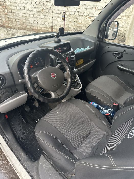 Fiat Doblo 2013 року