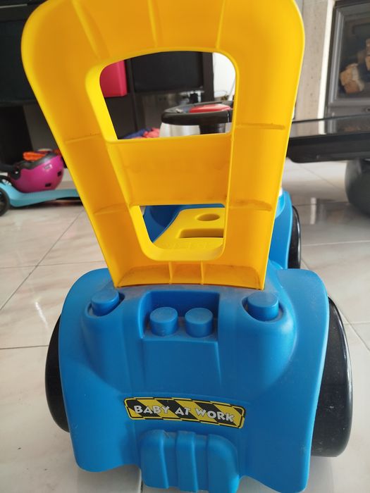 Carro com arrumação