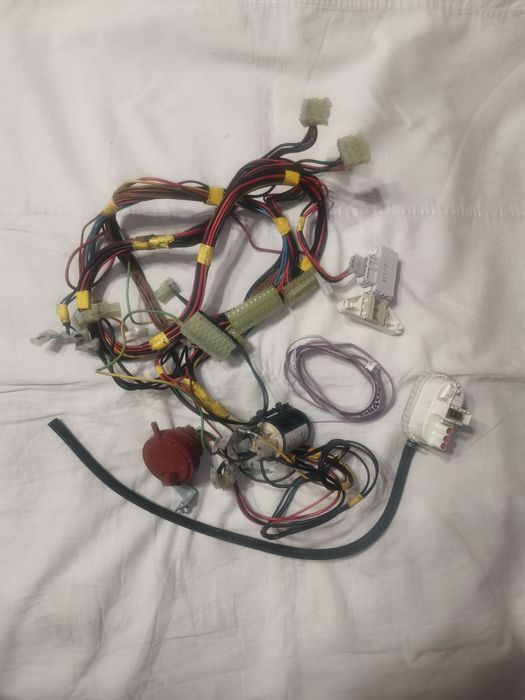 Модуль и другое стиральной машины ARDO АE-833 на 3,5 кг, Италия.