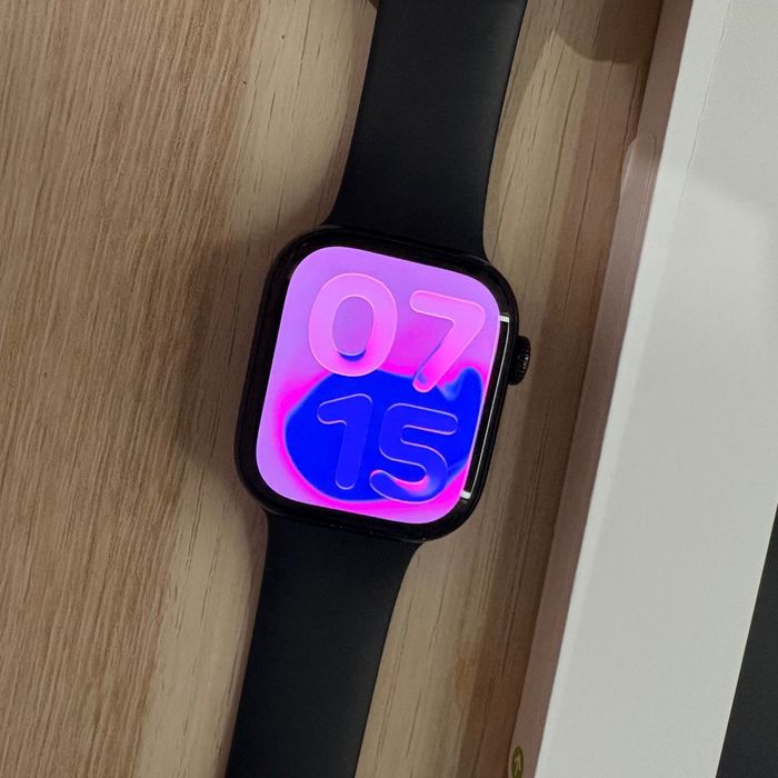 Apple Watch Series 10 GPS + Cellular