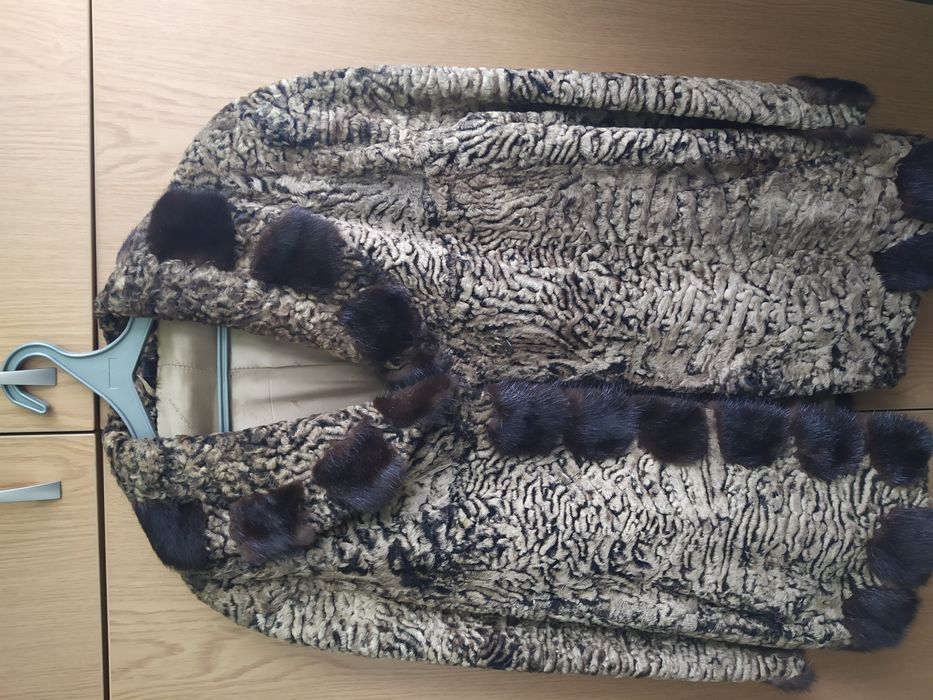 Полушубок каракуль с норкой