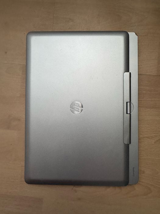 HP 810 G2 Revolve