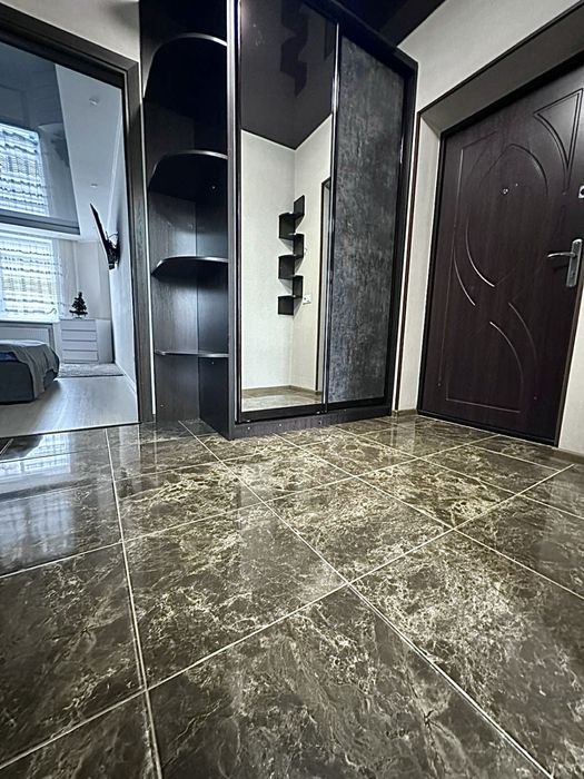 Видова квартира подобово, ЖК Річ Таун