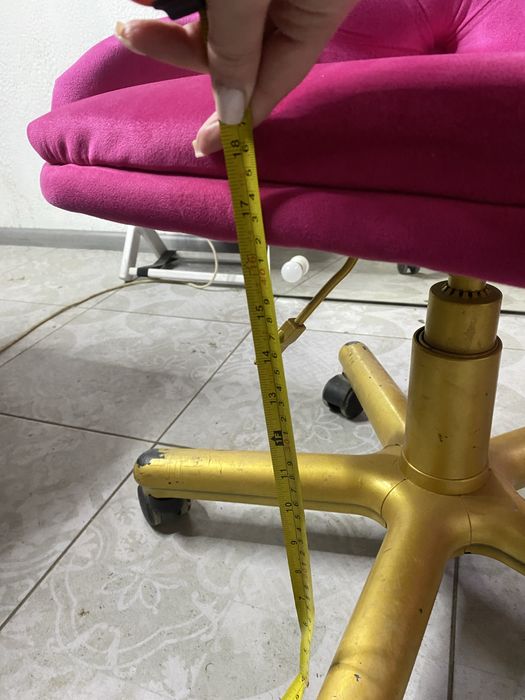 Стул для мастера кресло на колесах