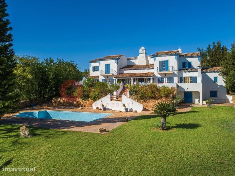 Moradia T6 de Luxo em Almancil - Monte São Lourenço