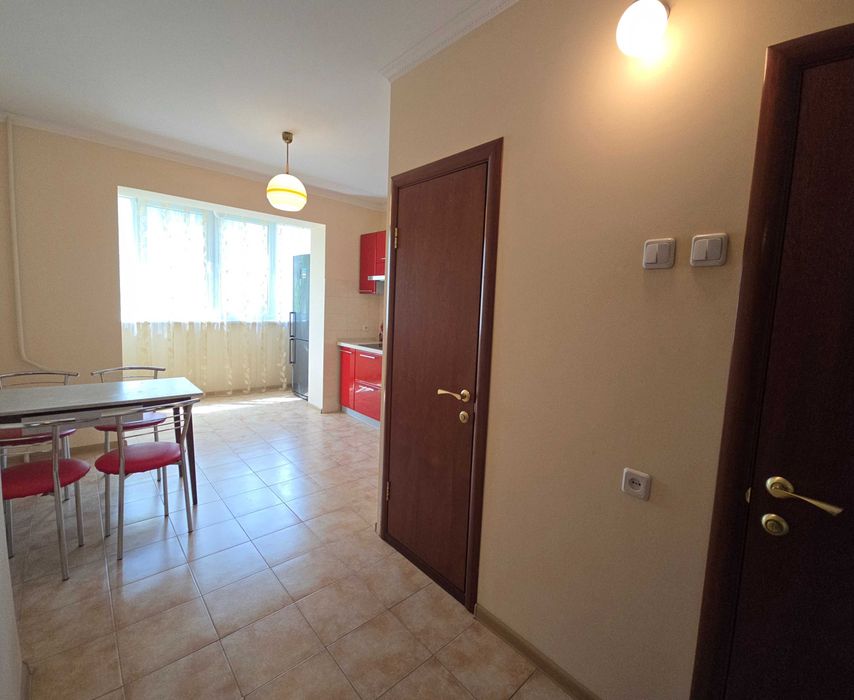 Оболонь. Здаю 2-кімн. затишну квартиру 60 м², 2 пов. 16-пов. будинку, Героїв Дніпра - 32/Г, поруч, 5 хвилин, станція метро