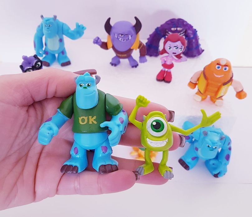 12 pcs Monstros e Companhia (Portes Incluidos)