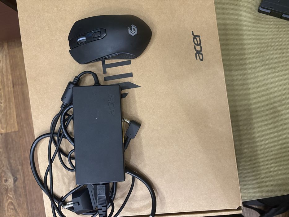 Ігровий ноутбук Acer Nitro v15 ANV15-52-58XP Obsidian Black