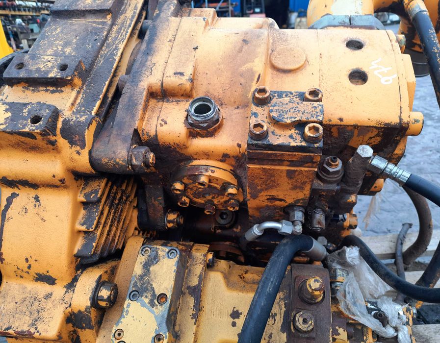 Koparka Liebherr 974 pompa hydrauliczna AT - LPV 250