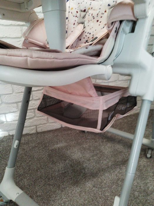 Стілець для годування