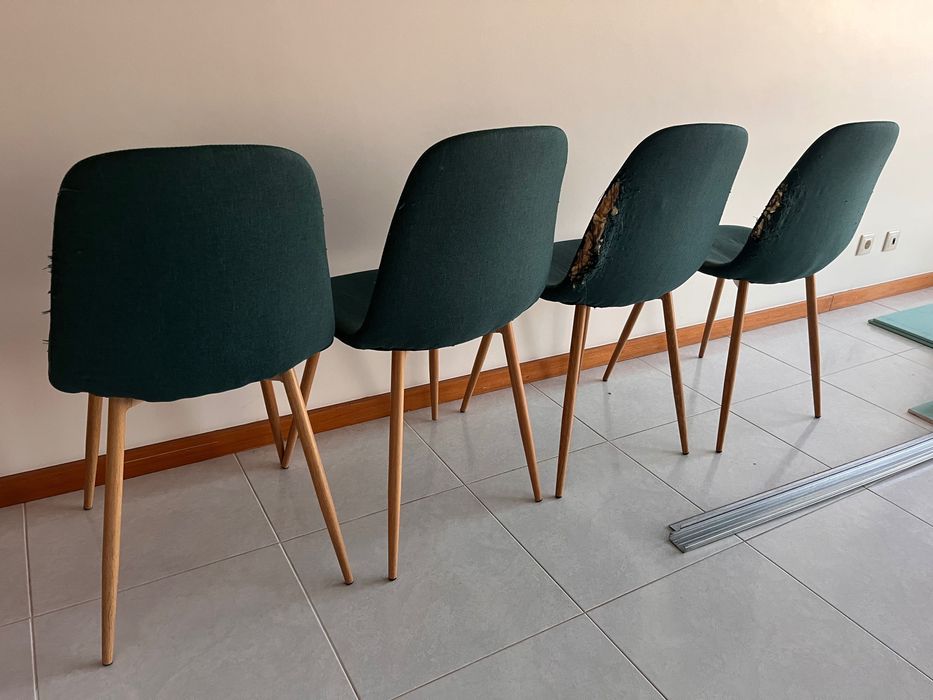 4 Cadeiras para estofar