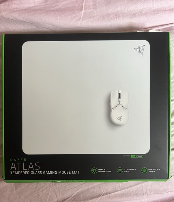 Szklana podkładka Razer Atlas gamingowa