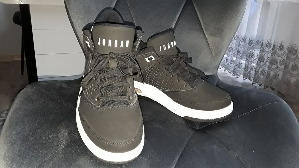 Buty Nike Jordan r. 40,5