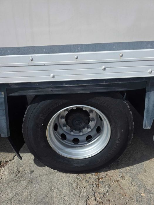 Camião Volvo FL 260