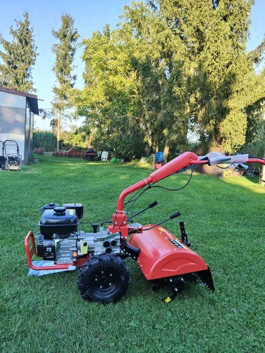 Glebogryzarka spalinowa Faworyt WGT54-212W