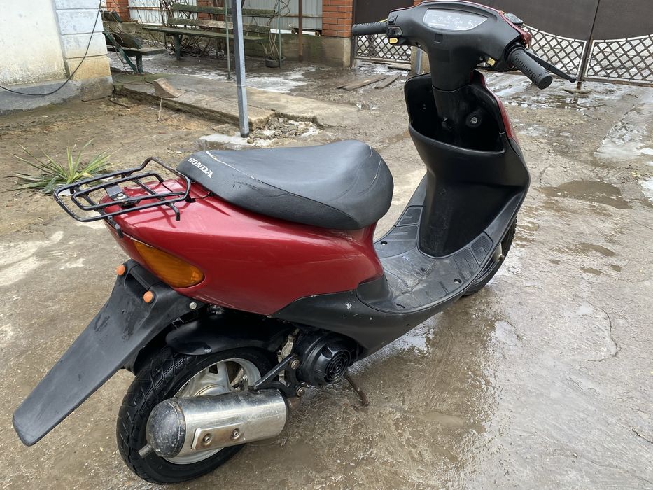 Продам мопед Honda Dio af-35