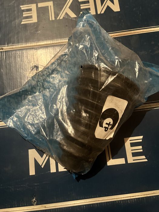 Пыльник ШРУСа на Renault Clio IV