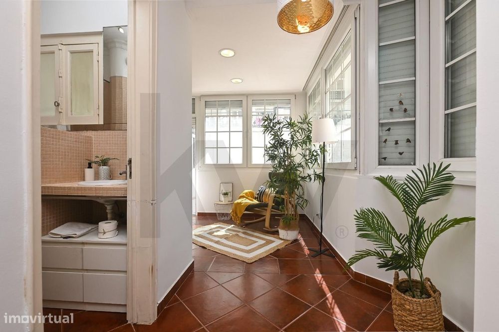 Apartamento T1 moderno na Av. Almirante Reis – Excelente Investimento