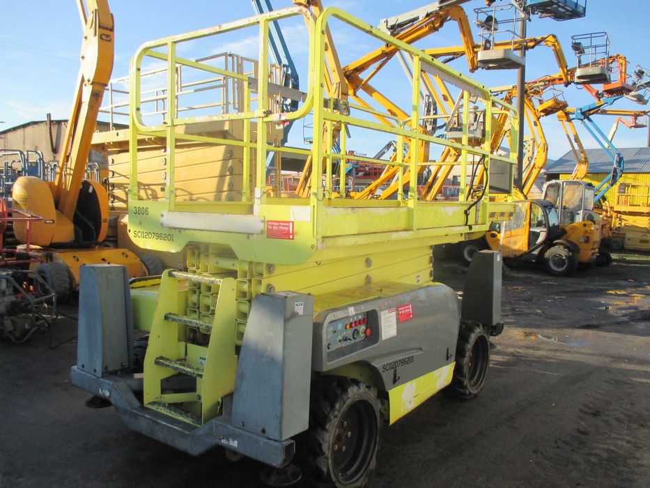 Podnośnik nożycowy 12 m 4x4 HAULOTTE COMPACT 12DX (Genie JLG) UDT