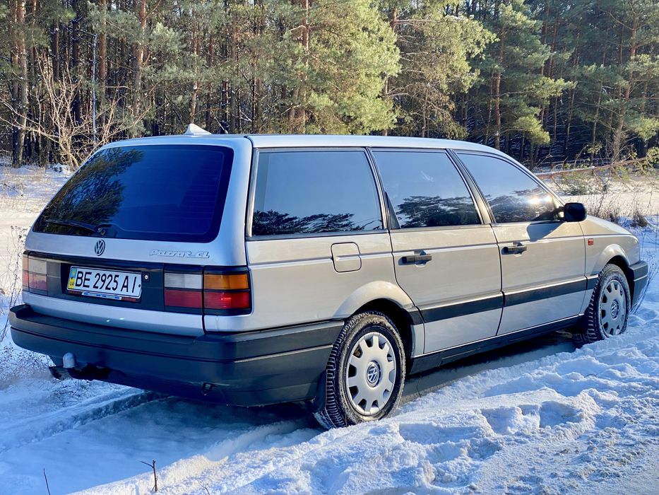 Volkswagen Passat B3 original універсал рідна фарба фольксваген пассат
