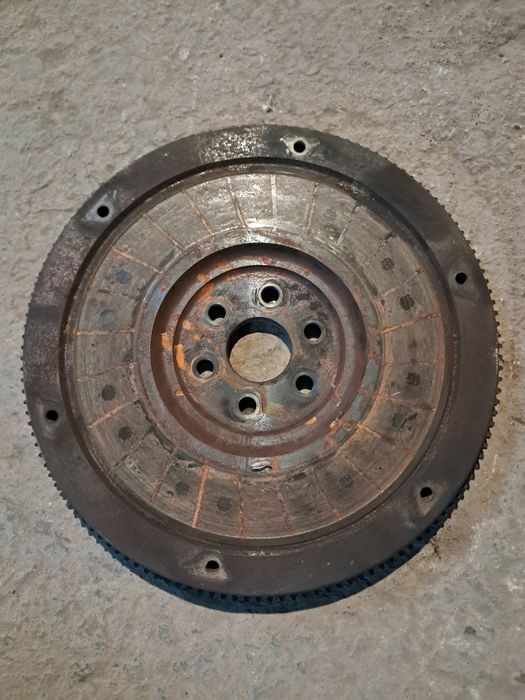 Маховик Опель Вектра А 2.0