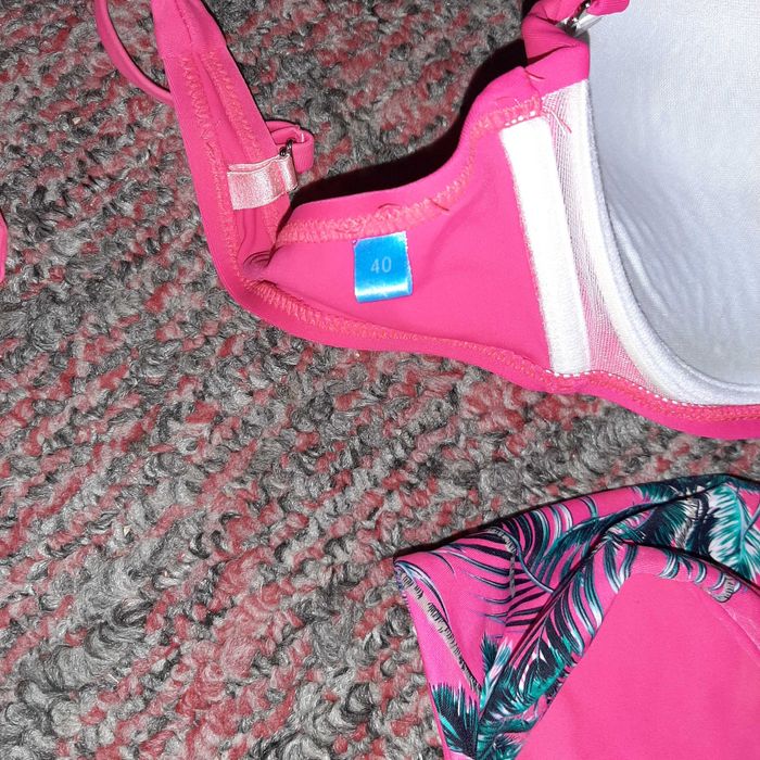 Купальник Красивый, состояние НОВОГО.