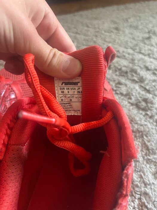 balenciaga runner czerwone