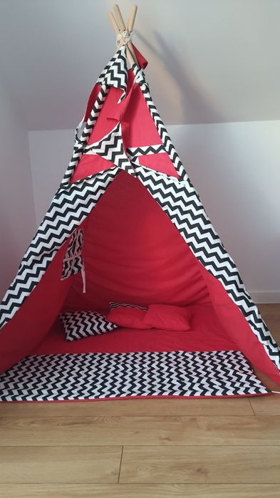Namiot tipi duzy