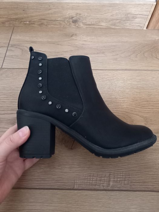 Botki damskie czarne rozmiar 39