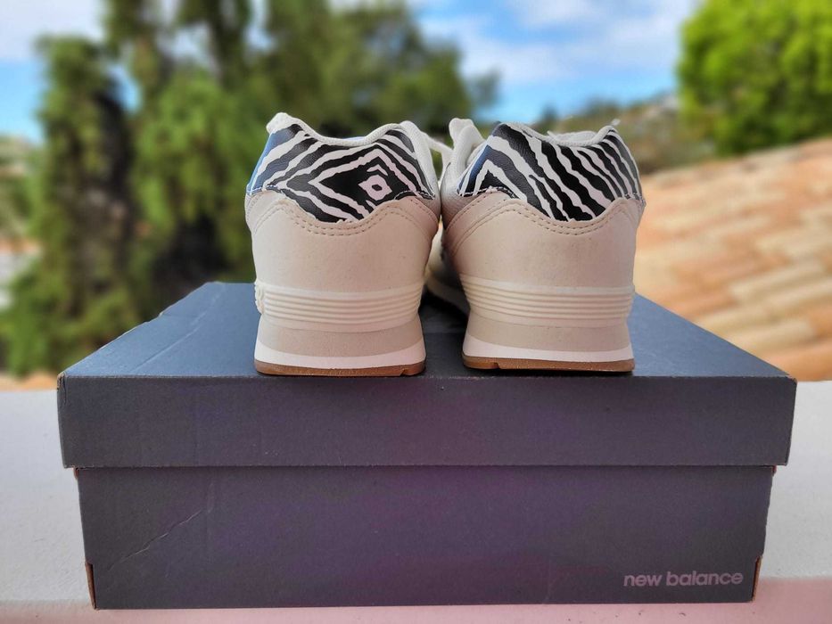 Sapatilhas New Balance 574 novas e com etiqueta - Tamanho 34,5