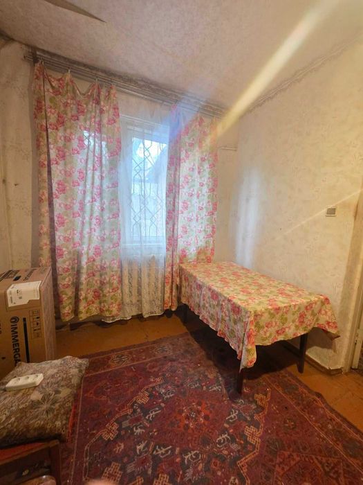 Продам просторий будинок р-н Поділ
