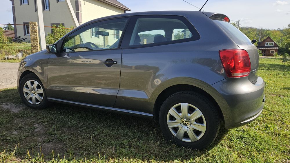 Volkswagen Polo 2010, 1,2 бензин