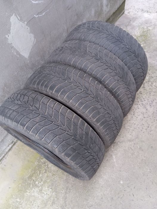 Шини зимові Матадор 185/65 R14 б у.ціна за  4 шт.