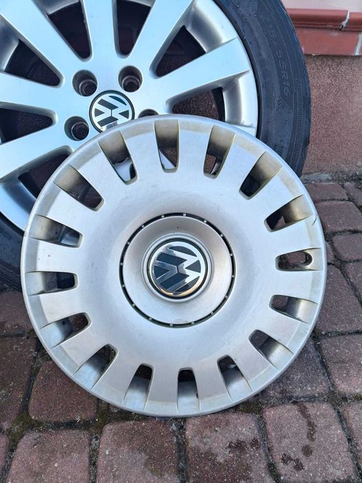 Oryginale Felgi z oponami do VW Passat B6