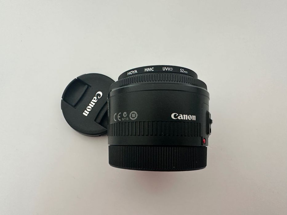 объектив canon 50mm f 1.8 з фільтром