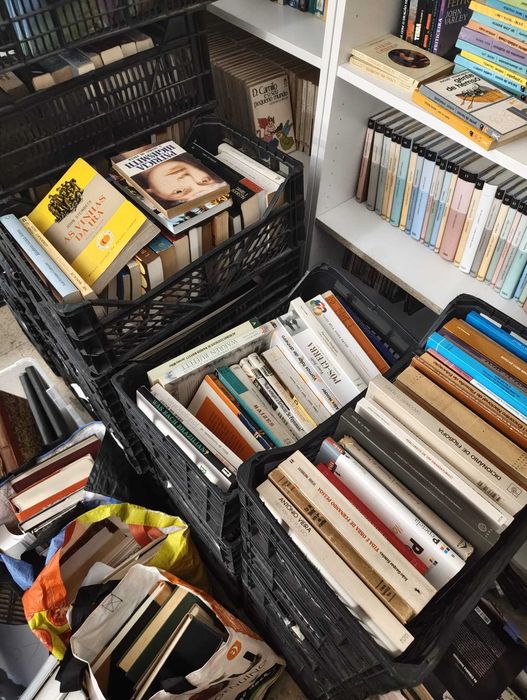 Armazém Livros, Vinil, CDs e DVDs para revenda