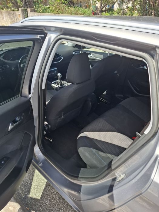 Peugeot 308 SW em Excelente Estado | GPS | Android Auto & Apple CarPla