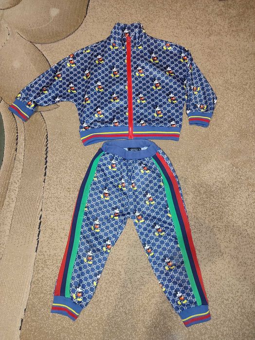 Костюм на хлопчика Gucci