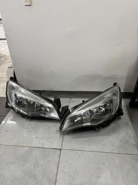 Lampy opel astra j  iv 4 prawa lewa lampa 13253647 oryginalna 13253646