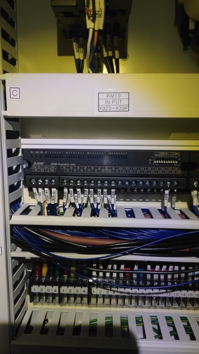NOWY moduł Melsec UNIT CClink Mitsubishi AJ65SBTB1-32T1 AJ65SBTB1-32D1
